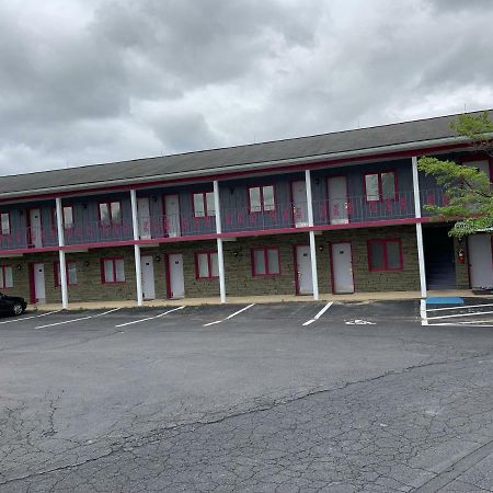 Travelodge By Wyndham Strasburg/Lancaster Amish Country Eksteriør billede