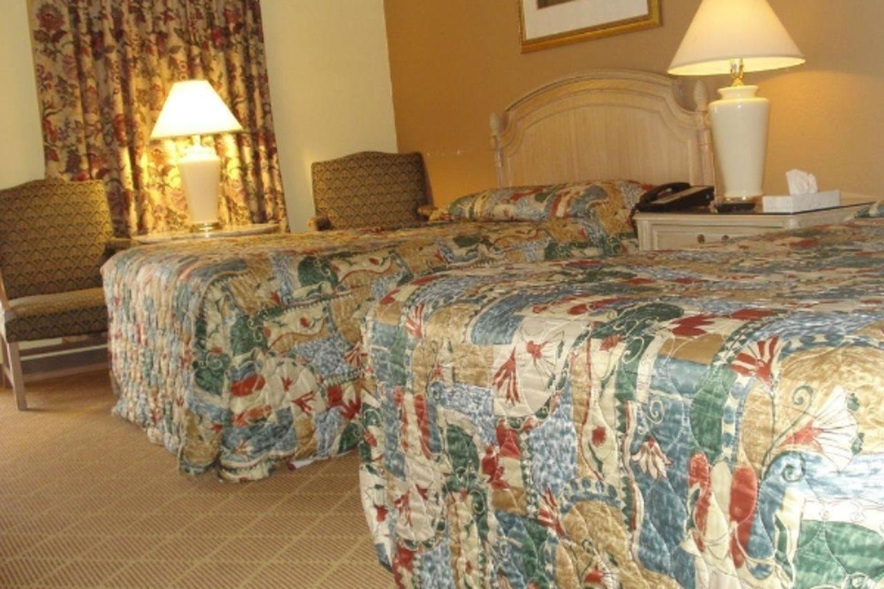 Travelodge By Wyndham Strasburg/Lancaster Amish Country Eksteriør billede