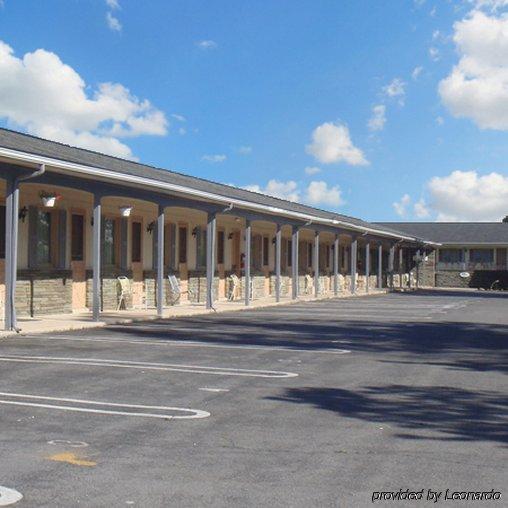 Travelodge By Wyndham Strasburg/Lancaster Amish Country Eksteriør billede