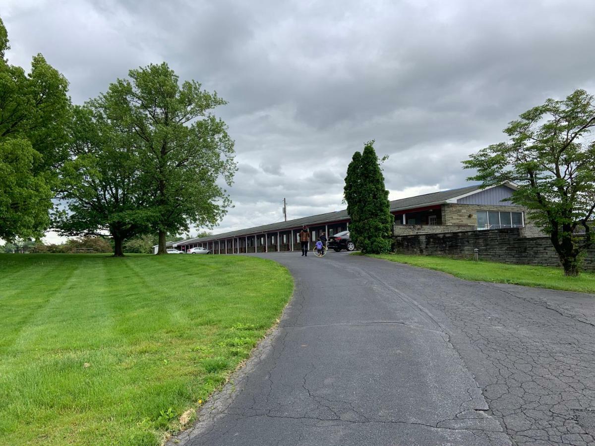 Travelodge By Wyndham Strasburg/Lancaster Amish Country Eksteriør billede